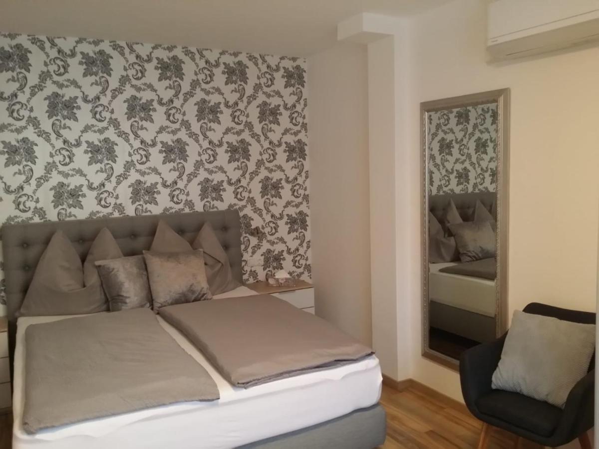 Weingut Apartment Hildegard Gangl Илмиц Екстериор снимка