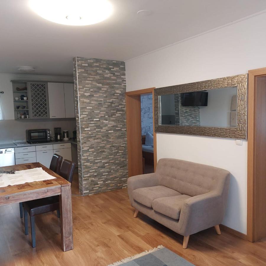 Weingut Apartment Hildegard Gangl Илмиц Екстериор снимка
