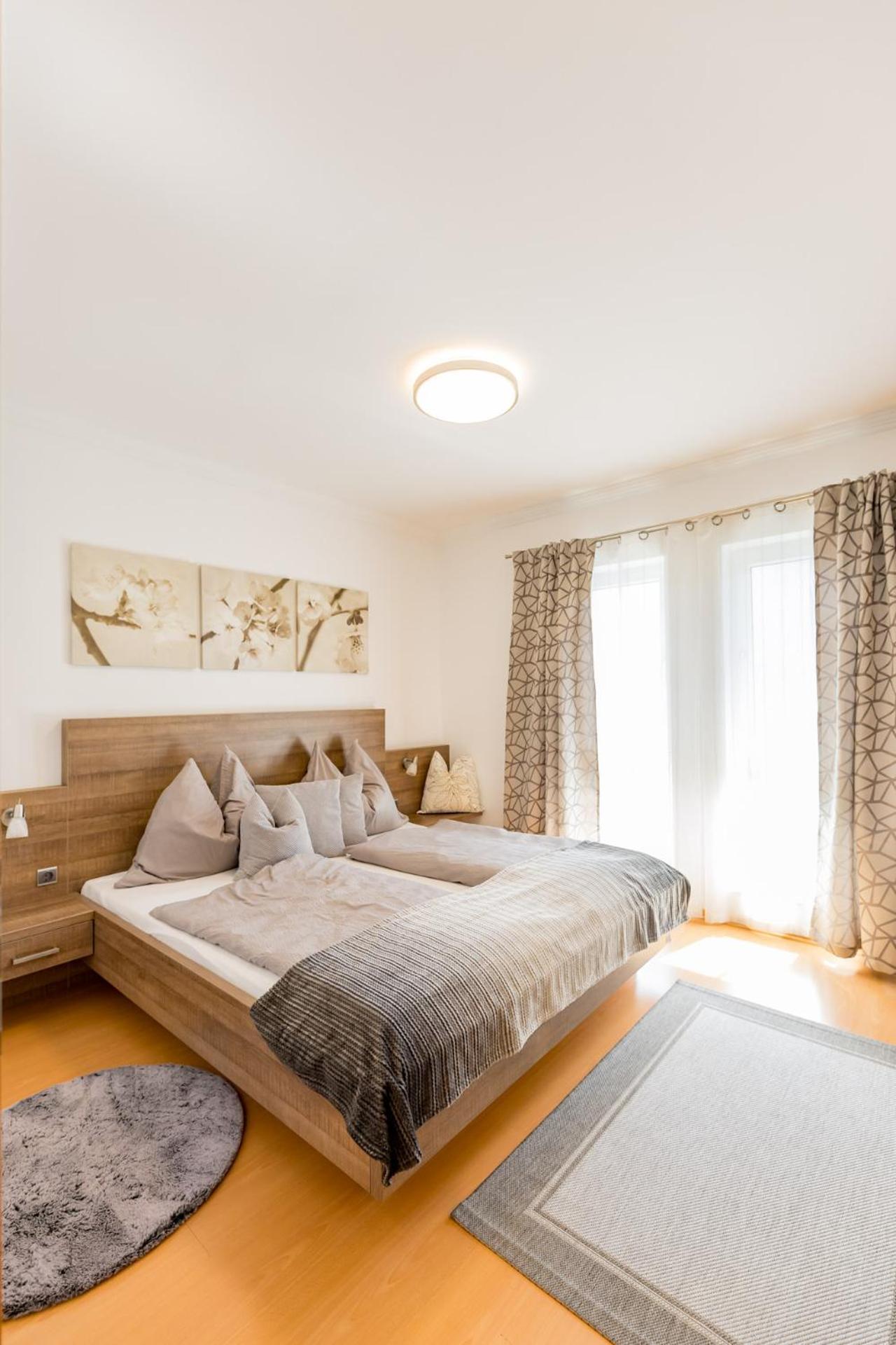 Weingut Apartment Hildegard Gangl Илмиц Екстериор снимка
