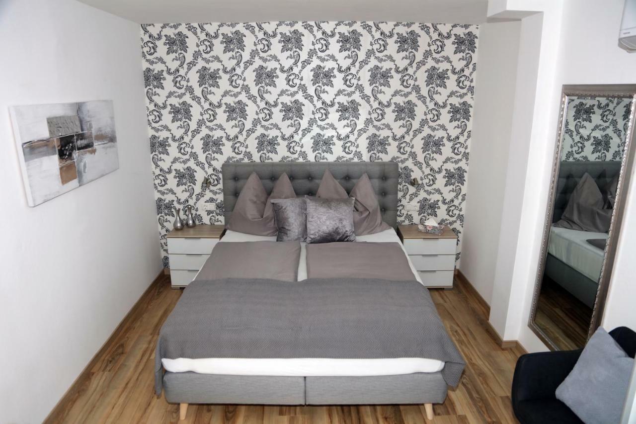 Weingut Apartment Hildegard Gangl Илмиц Екстериор снимка