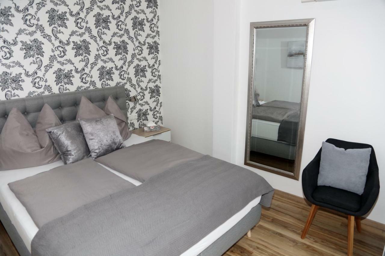 Weingut Apartment Hildegard Gangl Илмиц Екстериор снимка