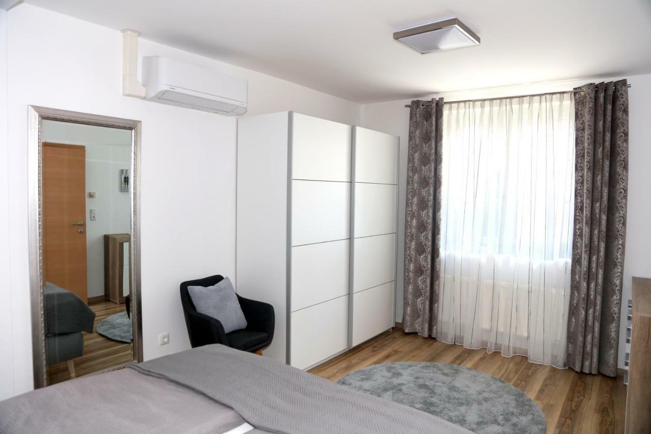 Weingut Apartment Hildegard Gangl Илмиц Екстериор снимка